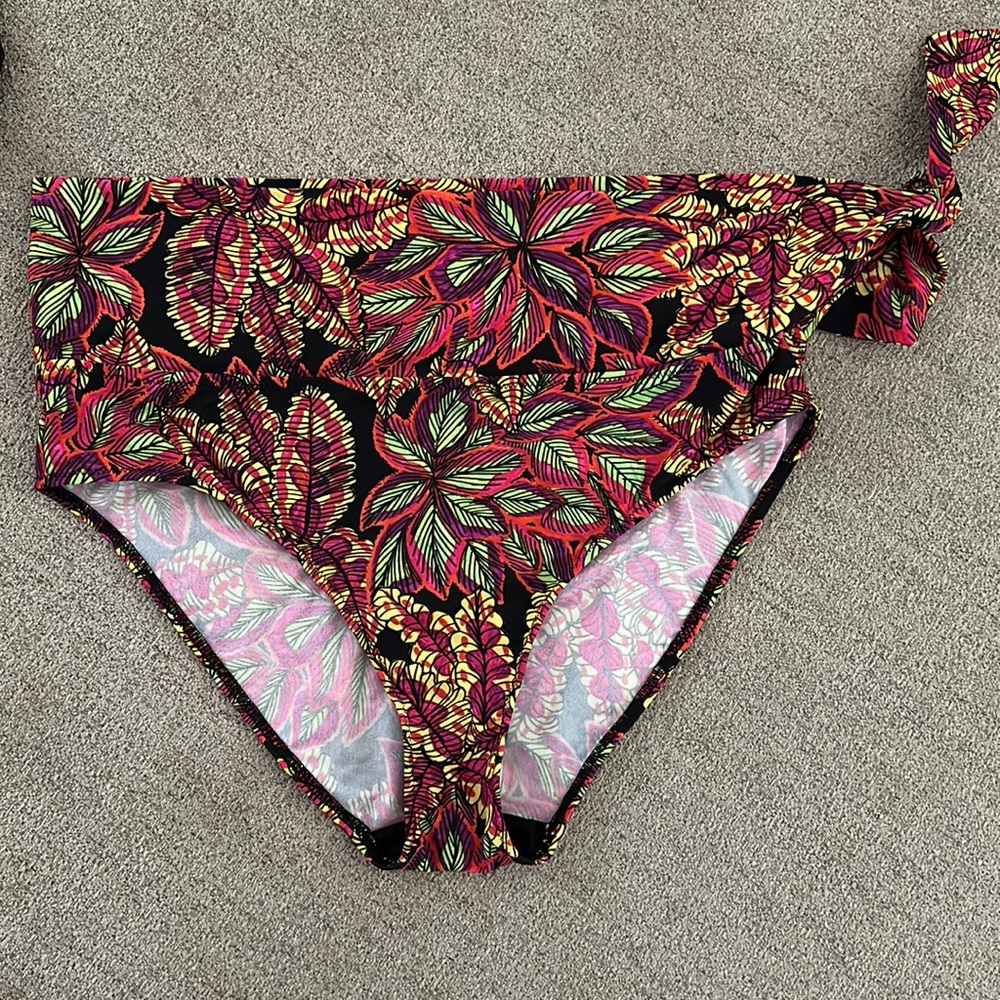 Torrid plus size high waisted 1x floral print neon bathing suit bottom swimsuit